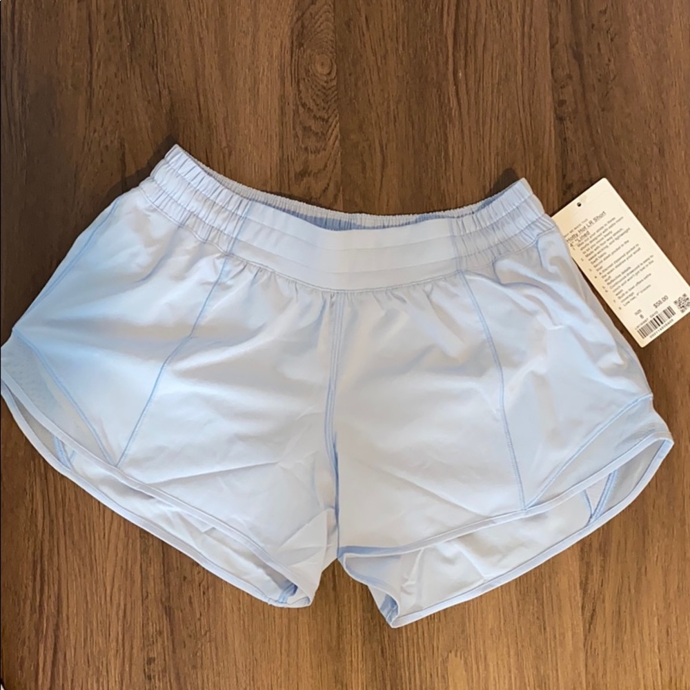 Lululemon Hotty Hot Short 4” Inseam Sz 8